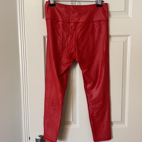 ZYIA Active - Picture 2 of 3